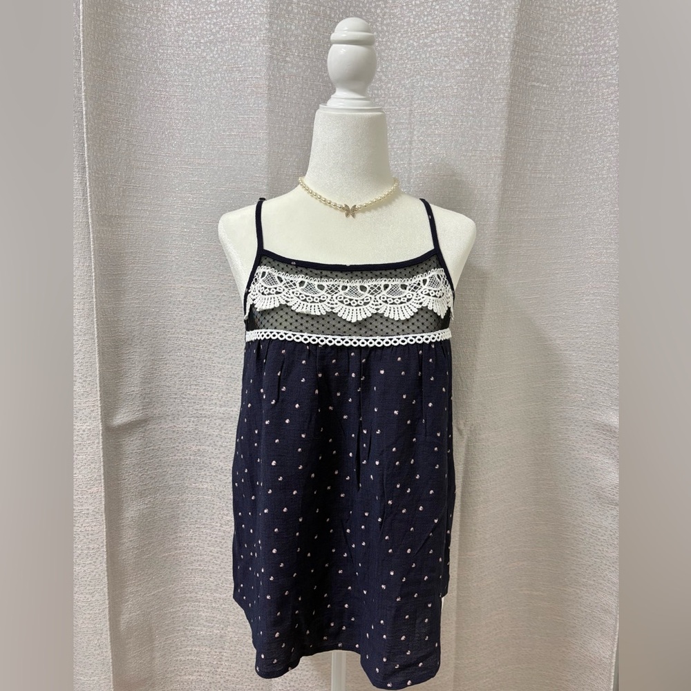 E & M Navy Blue Polka Dot Lace Trim Top Size Small Boho Embroidered Festival